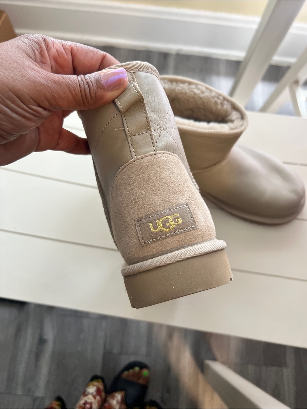 New UGG! Women's Short Winter Boots - Cream Faux-Shearling Lined READY FOR FALL. - Picture 3 of 11